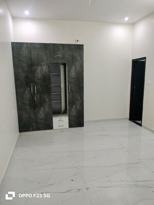 2.5 BHK Builder Floor For Rent in Amar Shaheed Path