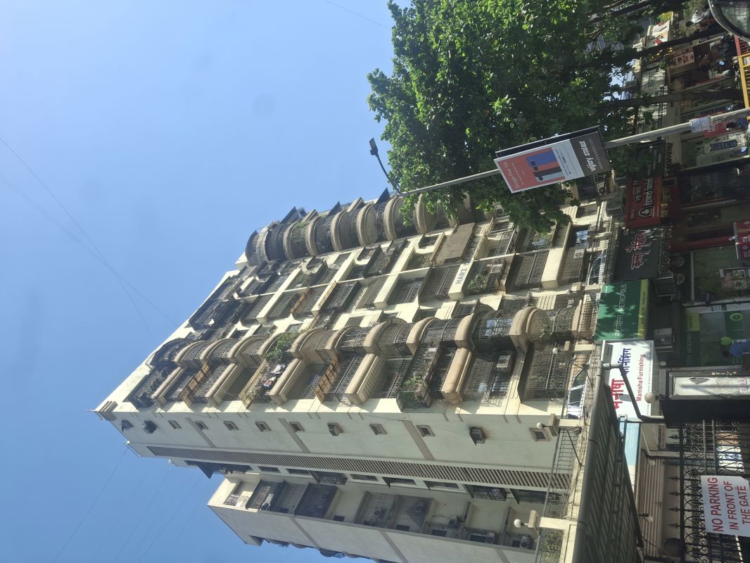 2 BHK + Pooja Room,Extra Room 1263 Sq.Ft. Apartment in Hari Complex