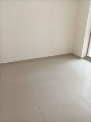 Room in 2 BHK Apartment at Pareena Om Apartments, Sector 112 – for Sale