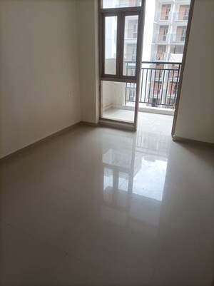 Room in 2 BHK Apartment at Pareena Om Apartments, Sector 112 – for Sale