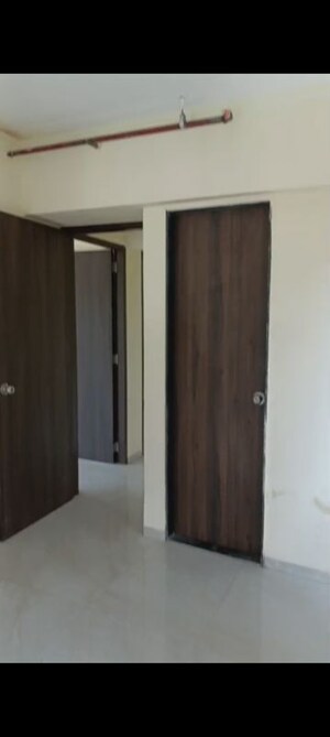 Bedroom in 2.5 BHK Apartment at Chembur – for Rent