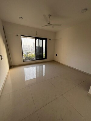Room in 3 BHK Apartment at Poonam Vaishno Heights, Malad East – for Rent
