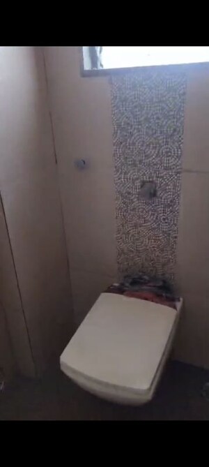 Bathroom in 2 BHK Apartment at Sion East – for Rent