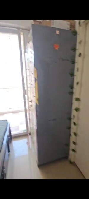 Room in 1 BHK Apartment at Shree Vardhman Green Court, Sector 90 – for Sale