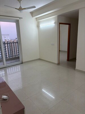 Room in 2 BHK Apartment at Tata Eureka Park, Sector 150 – for Rent