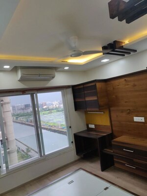 Furnished Amenities in 2.5 BHK Apartment at Kanakia Spaces Paris, Bandra East – for Rent