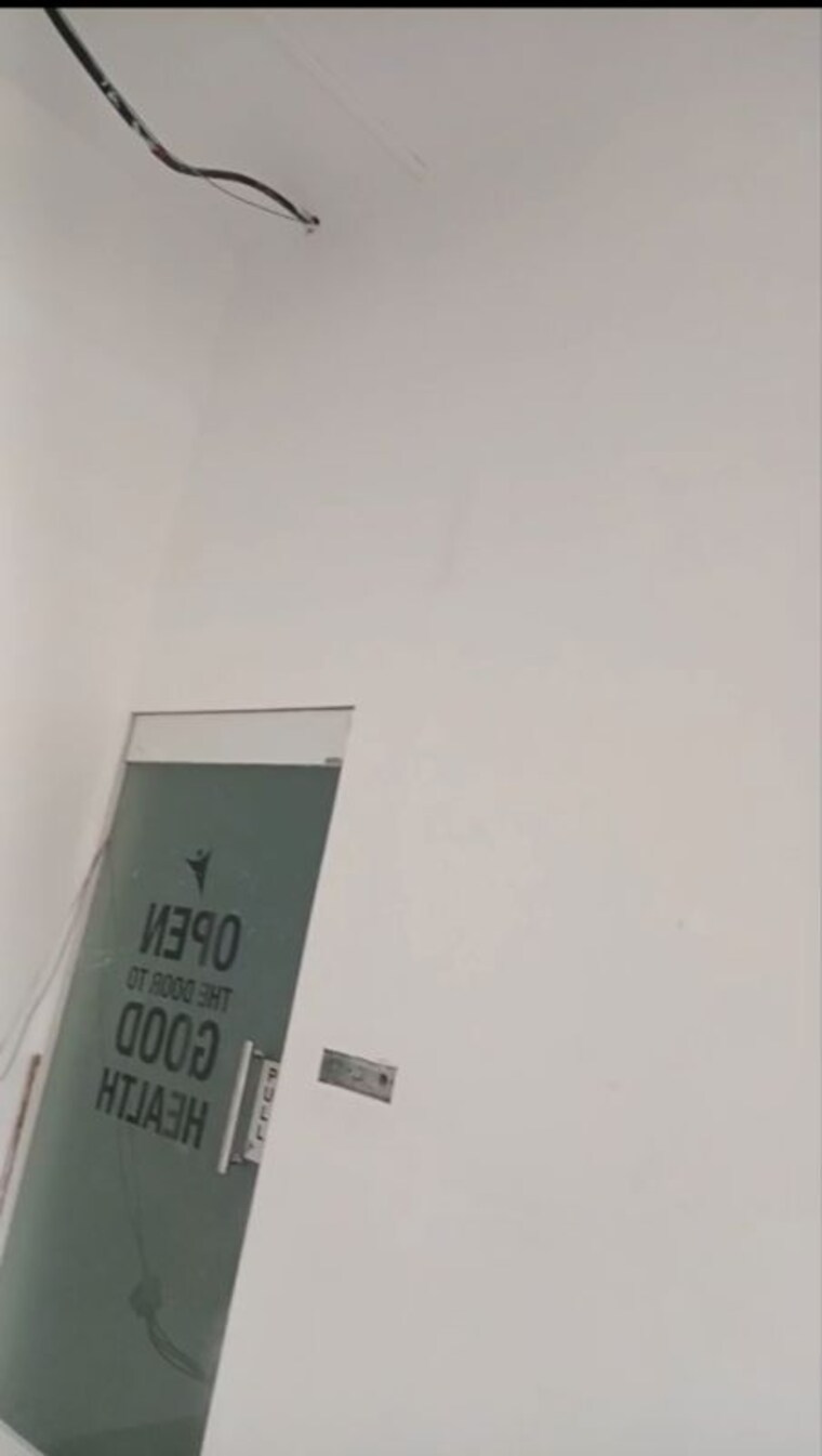undefined, mk-plaza Commercial Office Space 700 Sq.Ft. In Anand Nagar Thane 10291823