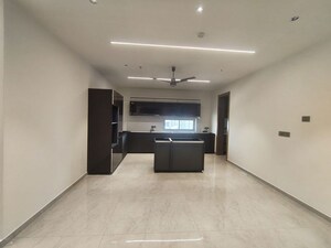 Room in 4 BHK Apartment at Sri Fortune Sonthalia Sky Villas, Kokapet – for Rent