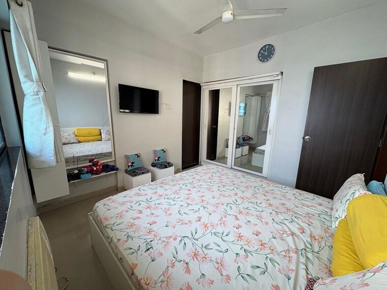 Bedroom, runwal-pearl 1 Bedroom 484 Sq.Ft. Apartment In Manpada Thane 10051371