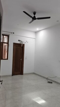 3 BHK Builder Floor For Rent in Tulip Mall