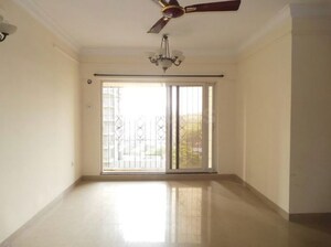Room in 2 BHK Apartment at Anmol Tower, Goregaon West – for Rent