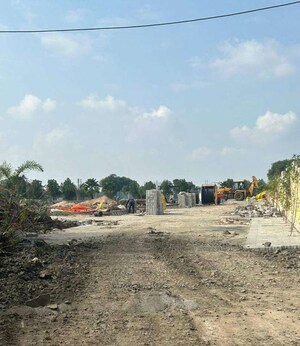  Plot For Sale in Mayakhedi