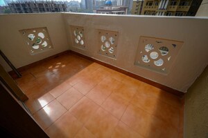 Kitchen in 3 BHK Apartment at Unitech Horizon, Pi Greater Noida – for Sale