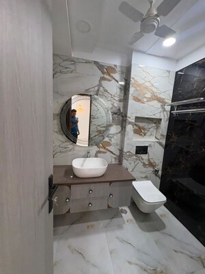 Bathroom in 2 BHK Apartment at Signature Global Prime, Sector 63a – for Rent