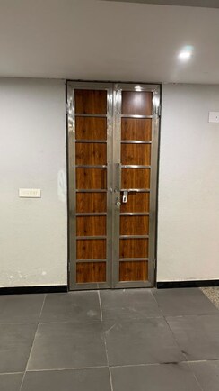 Office Space For Rent in Safdarjung Enclave