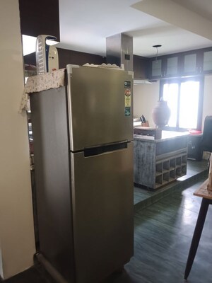 Team Area in 2 BHK Apartment at Manikonda – for Rent