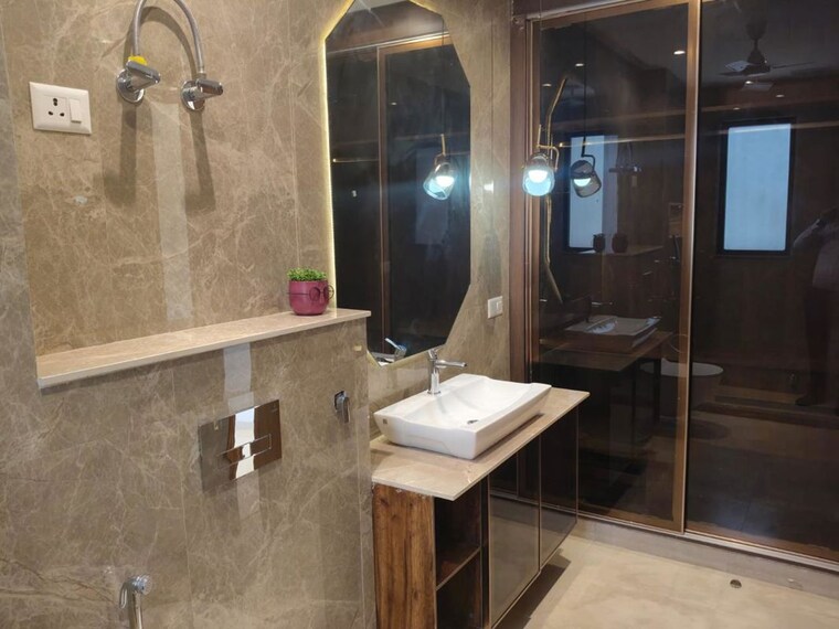Bathroom, unitech-deerwood-chase 4 Bedroom 3240 Sq.Ft. Builder Floor In Nirvana Country Gurgaon 10292131