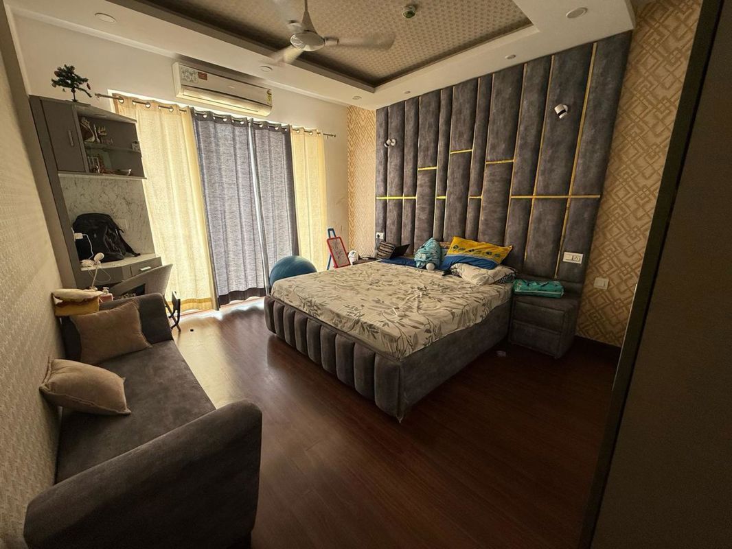 2 BHK Apartment For Sale in Krisumi Waterfall Residences