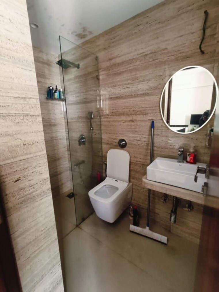 Bathroom, l-nagpal-satnam-leela 2 Bedroom 871 Sq.Ft. Apartment In Chembur Mumbai 10292122