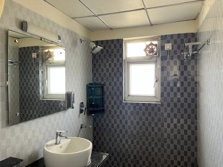 Bathroom, chd-avenue-71 3.5 Bedroom 1802 Sq.Ft. Apartment In Sector 71 Gurgaon 10292132