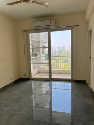 Room in 3.5 BHK Apartment at CHD Avenue 71, Sector 71 – for Rent