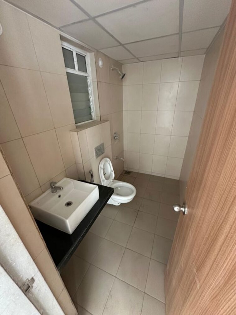Bathroom, bhayandar west 2 Bedroom 650 Sq.Ft. Apartment In Bhayandar West Thane 10292164