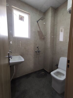 Bathroom in 1 RK Builder Floor at DLF Galleria Tower, Sector 28 – for Rent