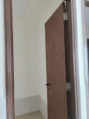 Bathroom in 3 BHK Apartment at Omkar Alta Monte, Malad East – for Rent