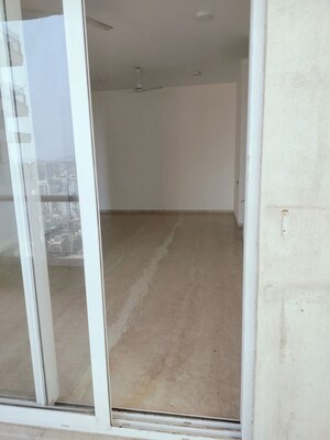 Bathroom in 3 BHK Apartment at Omkar Alta Monte, Malad East – for Rent