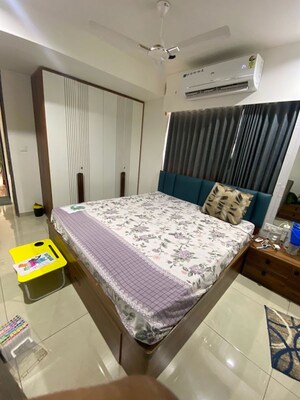 Bedroom in 3 BHK Apartment at Naranpura – for Rent