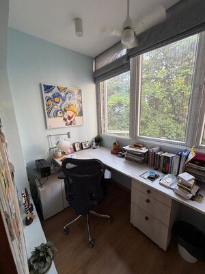 Master Bedroom in 3 BHK Apartment at Chartered Ratna, Richmond Road – for Rent