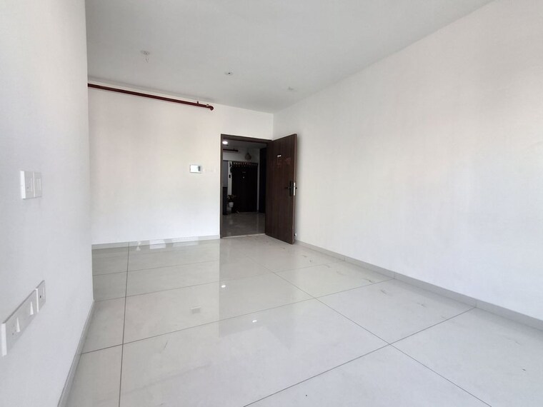 Room, je-and-vee-om-trimurti 2 Bedroom 850 Sq.Ft. Apartment In Malad East Mumbai 10292089