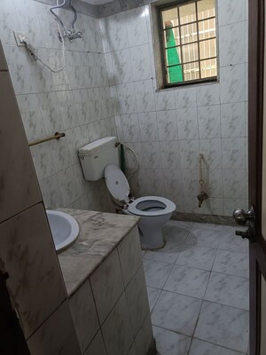 Master Bedroom in 1 RK Apartment at Varun Enclave, Sector 28 – for Rent