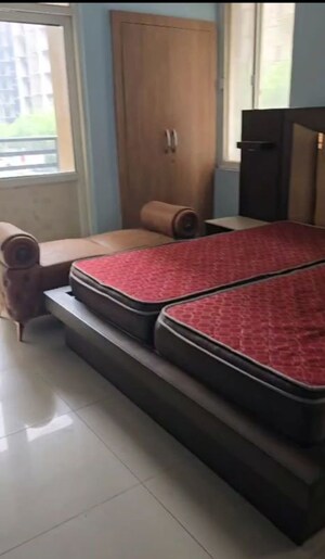3 BHK Apartment For Sale in Nirala Estate II, Tech Zone 4 Greater Noida