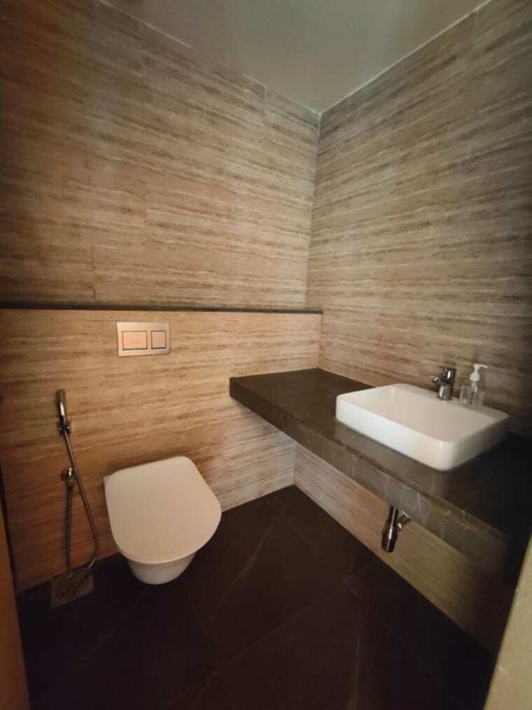 Team Area, lodha-woods 2 Bedroom 761 Sq.Ft. Apartment In Kandivali East Mumbai 10292207