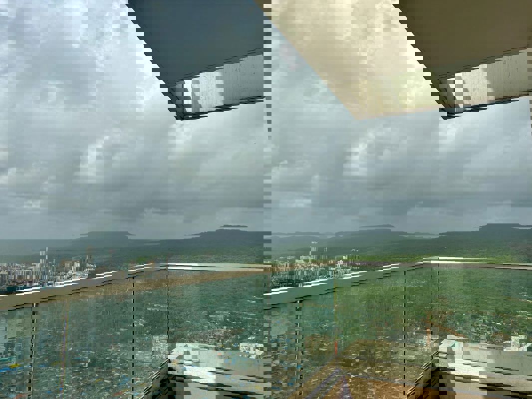 Swimming Pool in 4 BHK Apartment at Omkar Alta Monte, Malad East – for Rent