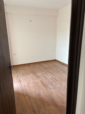 Room in 2 BHK Apartment at Apex Alphabet, Tech Zone 4 Greater Noida – for Sale