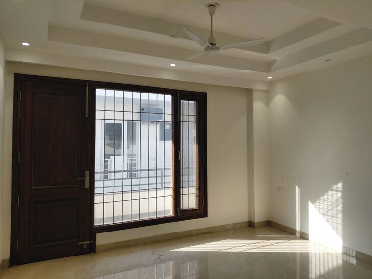 Room, dlf-the-summit 4 Bedroom 3034 Sq.Ft. Apartment In Dlf Phase V Gurgaon 10292232
