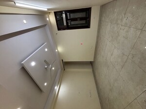 Furnished Amenities in 2 BHK Builder Floor at Palm Residency Chhatarpur, Chattarpur – for Rent