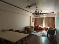 1 BHK + Pooja Room Apartment For Rent in Juhu