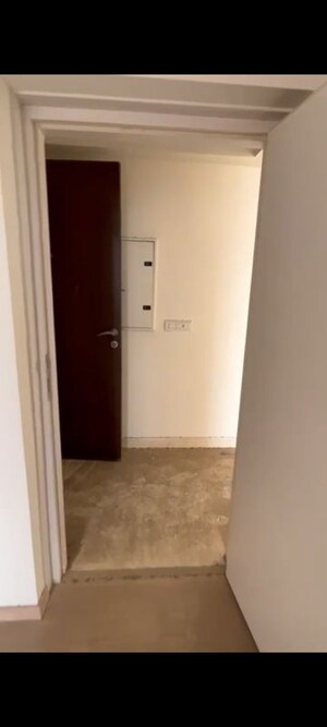 Room in 3 BHK Apartment at DLF Regal Gardens, Sector 90 – for Sale