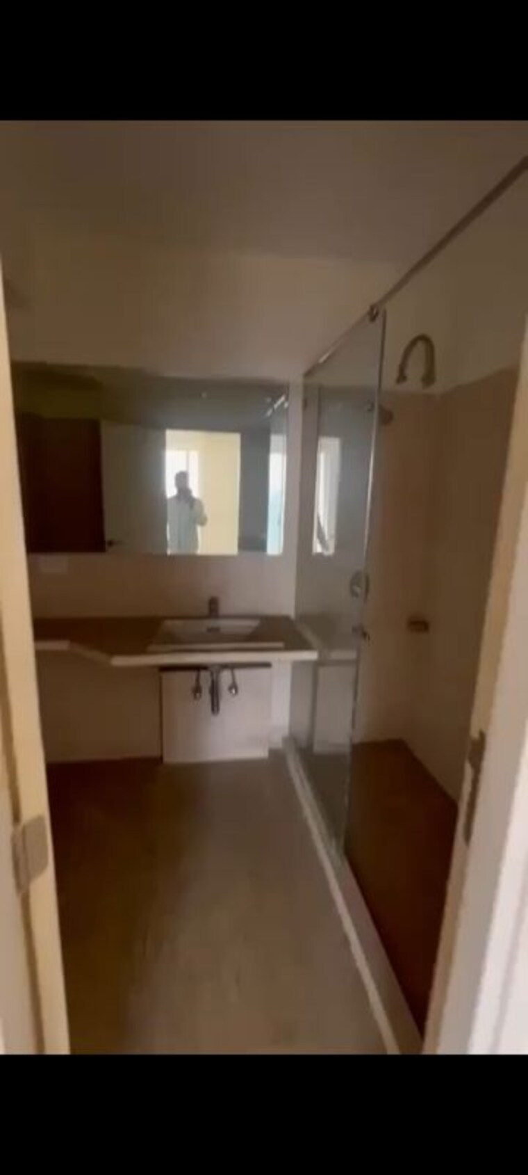 Kitchen, dlf-regal-gardens 3 Bedroom 1750 Sq.Ft. Apartment In Sector 90 Gurgaon 10292258