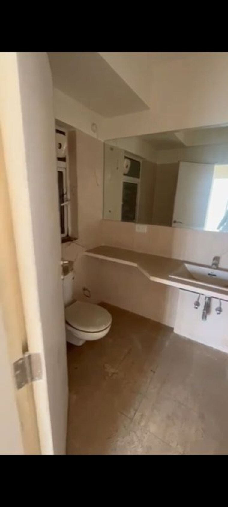 Bathroom, dlf-regal-gardens 3 Bedroom 1750 Sq.Ft. Apartment In Sector 90 Gurgaon 10292258