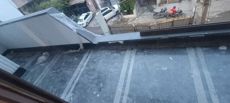 Balcony, lajpat nagar 4 3 Bedroom 200 Sq.Yd. Builder Floor In Lajpat Nagar 4 Delhi 10292286