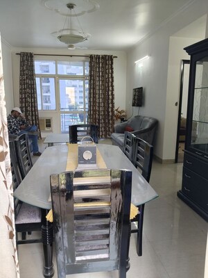 Team Area in 3 BHK Apartment at Grand Omaxe, Gomti Nagar – for Rent