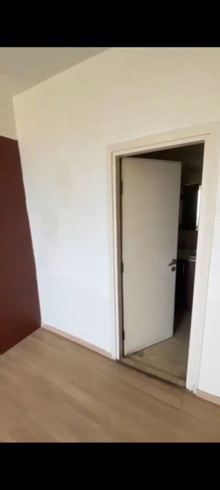 Room, dlf-regal-gardens 3 Bedroom 1750 Sq.Ft. Apartment In Sector 90 Gurgaon 10292305