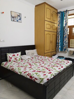 Bedroom in 3 BHK Builder Floor at SS Mayfield Gardens, Sector 51 – for Rent