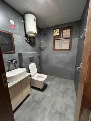 Bathroom in 3 BHK Builder Floor at Sector 42 – for Rent