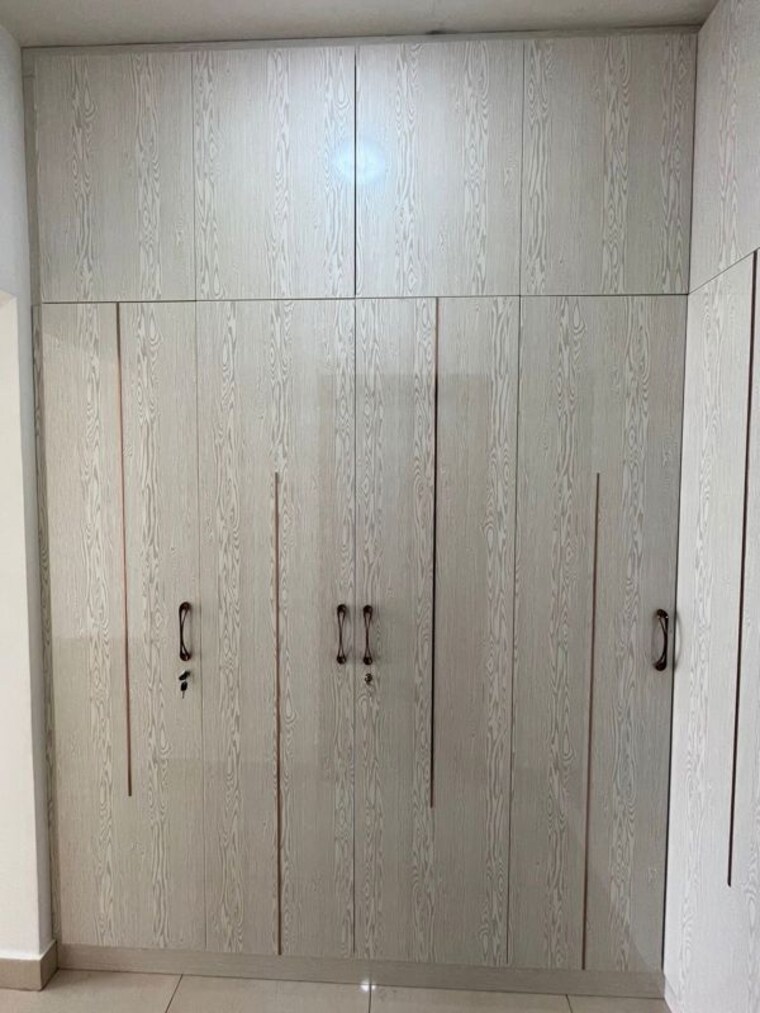 Bathroom, bl-pristine 3 Bedroom 2000 Sq.Ft. Apartment In Uttarahalli Bangalore 10292386