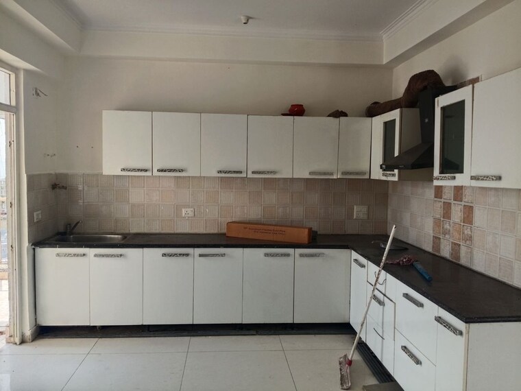 Kitchen, mahagun-mywoods 4 Bedroom 1810 Sq.Ft. Apartment In Sector 16c Greater Noida Greater Noida 10289078
